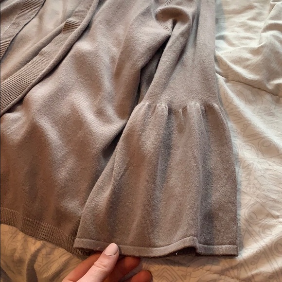 Tan blouse! - Picture 4 of 4